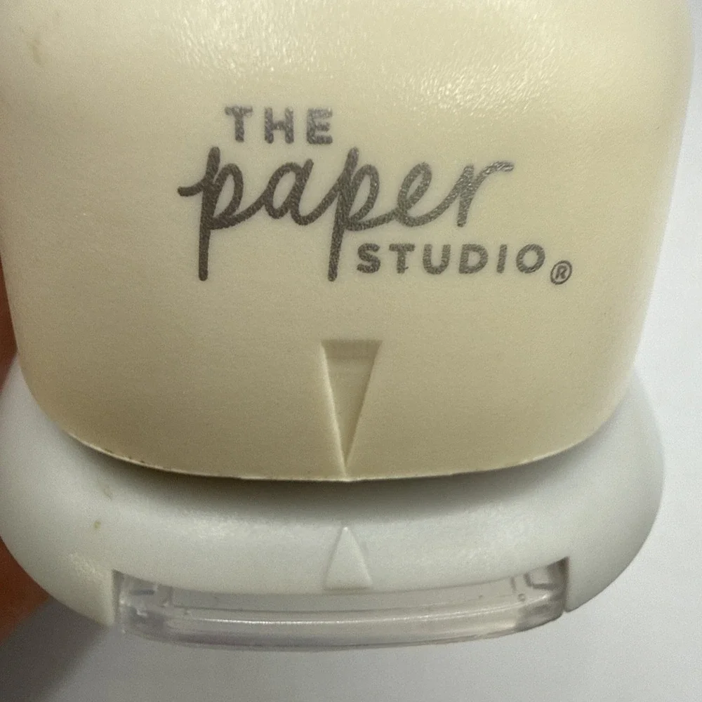 The Paper Studio Circle Paper Punch 3